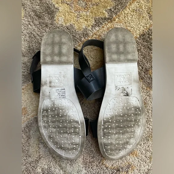 Women’s black sandals size 9 - Picture 4 of 4